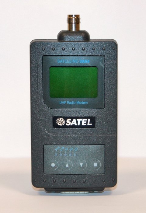 Радиомодем SATELLINE-EASy с дисплеем Радиомодем SATELLINE-EASy с дисплеем